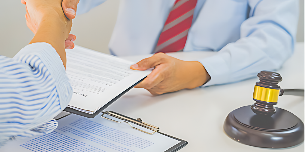 The Advantages of Getting Help with Online Bidding